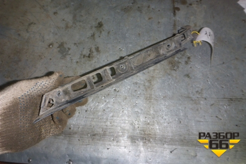 Кронштейн заднего бампера правый (унивесал) (90559531) для Opel Astra G 1998-2005г