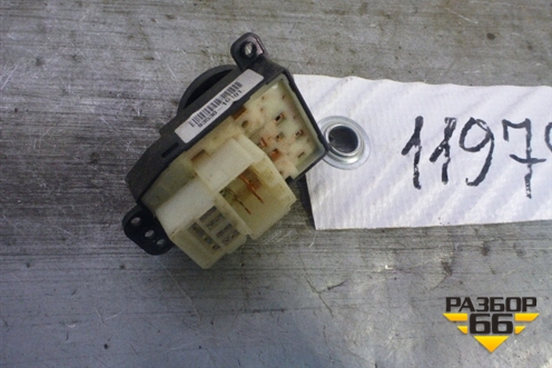 Переключатель регулировки зеркал (935301G101) для Kia Rio с 2005-2011г