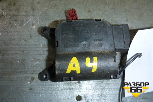 Моторчик заслонки отопителя для Audi A4 (В6) с 2000-2006г