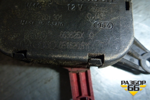 Моторчик заслонки отопителя для Audi A4 (В6) с 2000-2006г