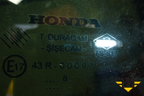 Стекло двери задней правой форточка для Honda Civic 4D с 2006-2012г