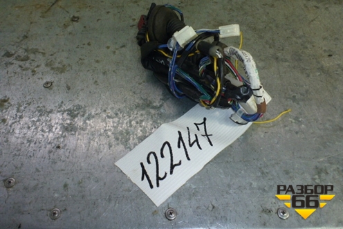 Проводка двери задней правой для Toyota Avensis с 2003-2009г