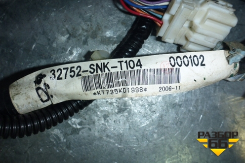 Проводка двери передней правой для Honda Civic 4D с 2006-2012г