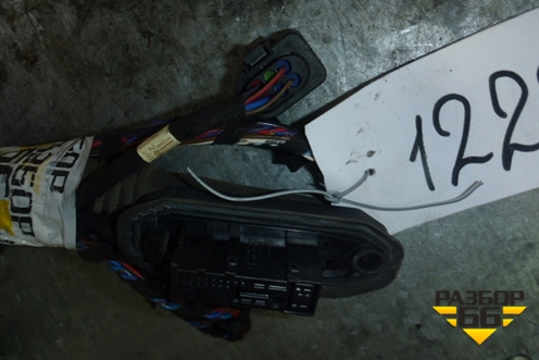 Проводка двери передней правой для BMW X3 E83 с 2004-2010г