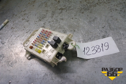 Блок предохранителей салонный (T113723060BB) для Chery Tiggo (T11) с 2005г