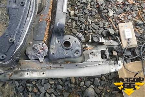 Лонжерон передний правый для Volvo S40 с 2004-2012г