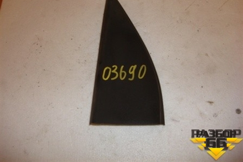 Накладка двери задней правой (уголок) для Chevrolet Spark с 2005-2009г
