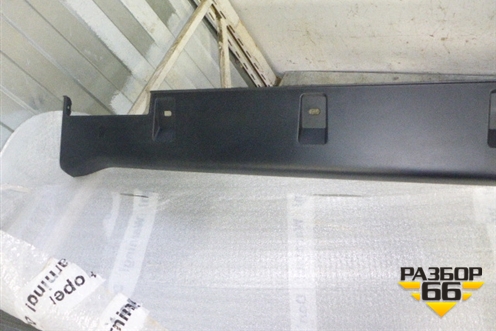 Накладка на порог наружная правая (новая) для Honda CR-V(RD4) с 2002-2006г (71800SCAE000)