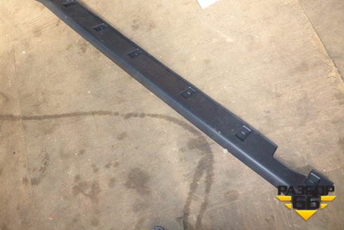 Накладка на порог наружная правая (новая5110509S9A500) для Honda CR-V(RD4) с 2002-2006г
