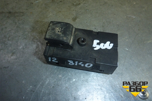 Кнопка стеклоподъёмника (задняя) (13301888) для Opel Astra J с 2009г