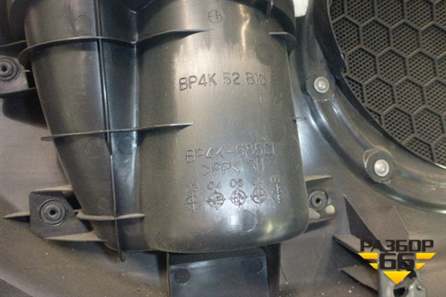 Обшивка двери задней правой под электрику (седан) для Mazda Mazda 3 (BK) с 2003-2009г 