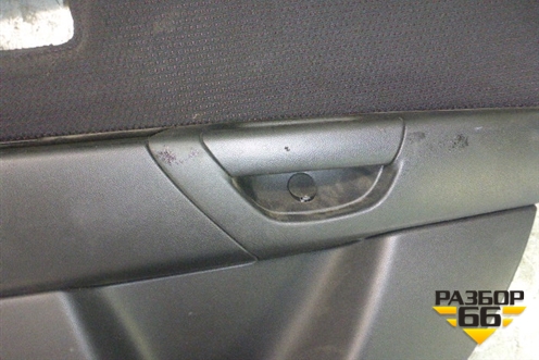 Обшивка двери задней правой под электрику (седан) для Mazda Mazda 3 (BK) с 2003-2009г 