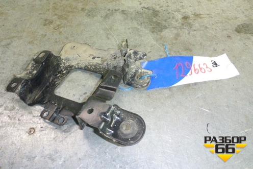 Кронштейн опоры КПП для Mazda Mazda 3 (BK) с 2003-2009г 
