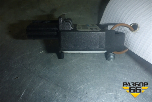 Датчик AIR BAG (на среднюю стойку) (8983153010) для Lexus IS-250 с 2005-2013г