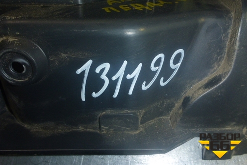 Накладка внутренняя (педаль отдыха) (A9406880181) для Mercedes Benz  TRUCK Axor 2 с 2004г