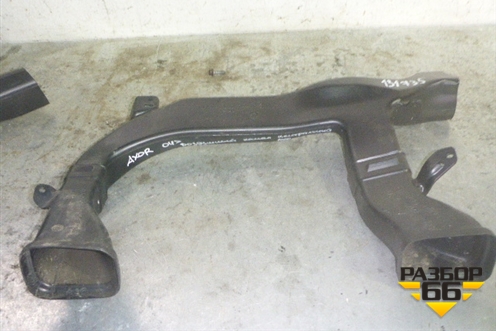 Воздуховод отопителя  (центральный) (A9408301744) для Mercedes Benz  TRUCK Axor 2 с 2004г