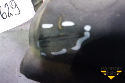 Накладка декоративная на двигатель (03C103925AM) для Volkswagen Golf V Plus с 2005-2014г