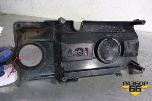Накладка декоративная на двигатель (03C103925AM) для Volkswagen Golf V Plus с 2005-2014г
