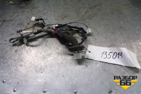 Проводка двери задней правой для Toyota Avensis с 2003-2009г