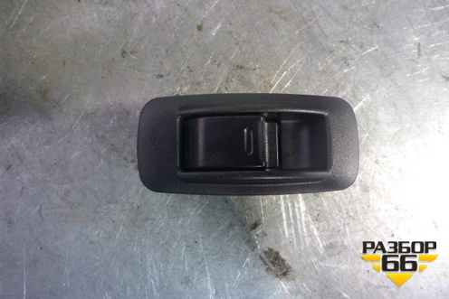 Кнопка стеклоподъёмника для Toyota Rav-4 с 2000-2005г