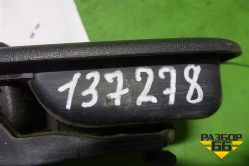 Ручка внутренняя двери задней правой для Toyota Rav-4 с 2000-2005г