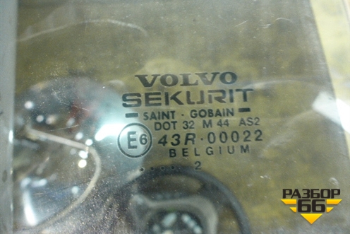 Стекло двери задней правой для Volvo S40 с 2001-2003г