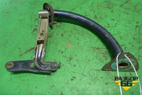 Петля крышки багажника левая (3C5827301) для Volkswagen Passat (B6) с 2005-2010г