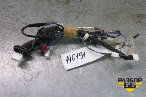 Проводка двери задней правой для Toyota Avensis с 2003-2009г