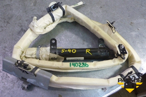 Подушка безопасности боковая шторка правая (седан) для Volvo S40 с 2001-2003г