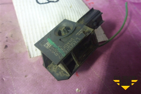 Датчик AIR BAG (боковой) (13502577) для Opel Astra J с 2009г