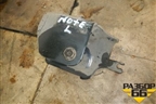 Кронштейн задней балки левый (554309U00A) для Nissan Note (Е11) с 2005-2013г