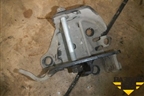 Кронштейн задней балки правый (554299U00A) для Nissan Note (Е11) с 2005-2013г