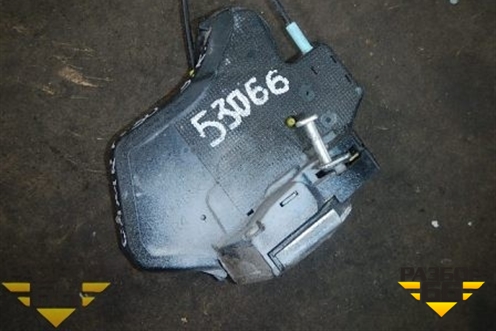 Замок двери задней правой для Toyota Camry CV3 с 2001-2006г