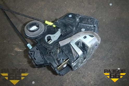 Замок двери задней правой для Toyota Camry CV3 с 2001-2006г