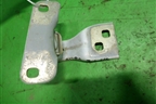Петля двери багажника (левая) (13258165) для Opel Astra J с 2009г