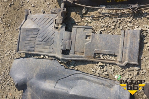 Покрытие напольное  (В сборе) для Mercedes Benz  TRUCK Axor 2 с 2004г