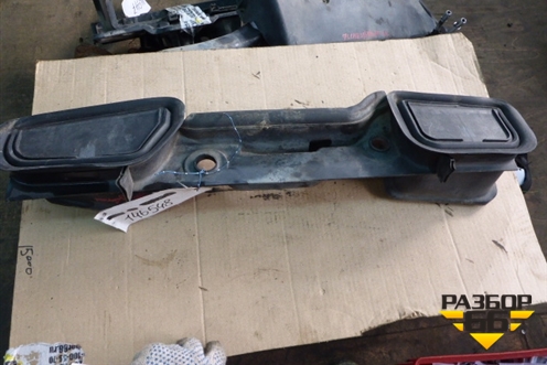 Воздухозаборник воздушного фильтра (64318390380) для BMW 7-серия E38 с 1994-2001г