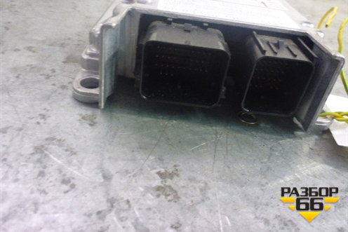 Блок управления AIR BAG (LR013363) для Land Rover Freelander 2 с 2007г