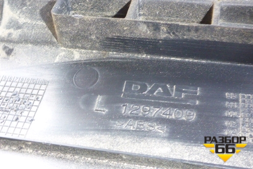 Накладка на торпедо (левая дефлектор) (1297409) для DAF  XF 105 с 2005г