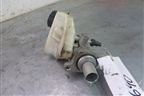 Цилиндр тормозной главный (LR014430) для Land Rover Freelander 2 с 2007г