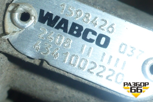 Клапан пневматический (1598426) для Volvo TRUCK FH с 2002-2008г (ФШ) Клапан пневматический (1598426) для Volvo TRUCK FH с 2002-2008г (ФШ)