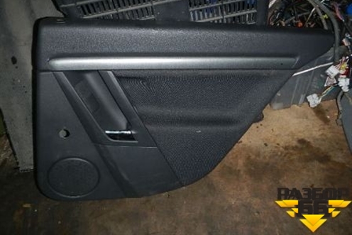 Обшивка двери задней правой под механику для Opel Vectra C с 2002-2008г