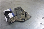 Крюк замка капота для Volkswagen Touareg c 2002-2010г