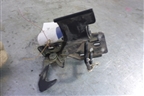 Крюк замка капота для Volkswagen Touareg c 2002-2010г