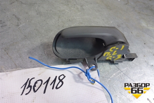 Ручка внутренняя двери передней левой для Citroen C1 с 2005г