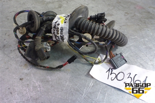 Проводка двери передней правой для Volkswagen Touareg c 2002-2010г