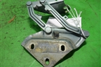 Петля капота правая (7L6823302) для Volkswagen Touareg c 2002-2010г