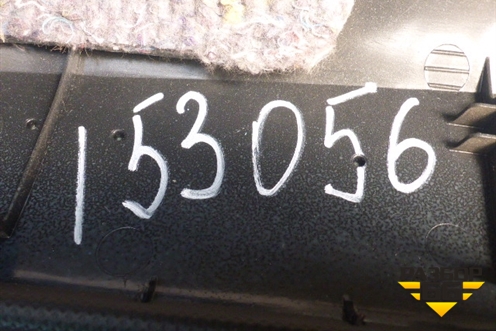 Обшивка двери задней левой под электрику для Toyota Auris с 2006-2012г