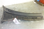 Решетка стеклоочистителей правая (BP4K507R1) для Mazda Mazda 3 (BK) с 2003-2009г
