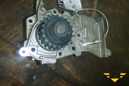 Насос водяной помпа для Renault Sandero с 2009-2014г